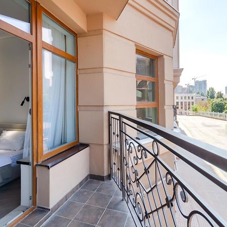 Petrovdom 2-76 Luxury Living In Rc Pechersk Plaza 基輔 外观 照片