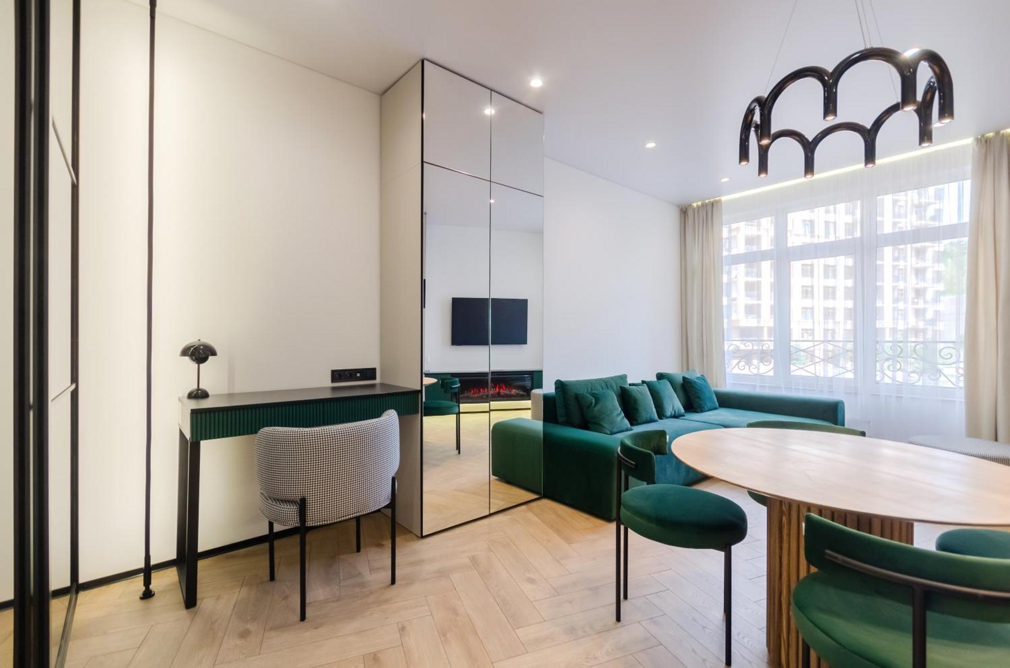 Petrovdom 2-76 Luxury Living In Rc Pechersk Plaza 基輔 外观 照片