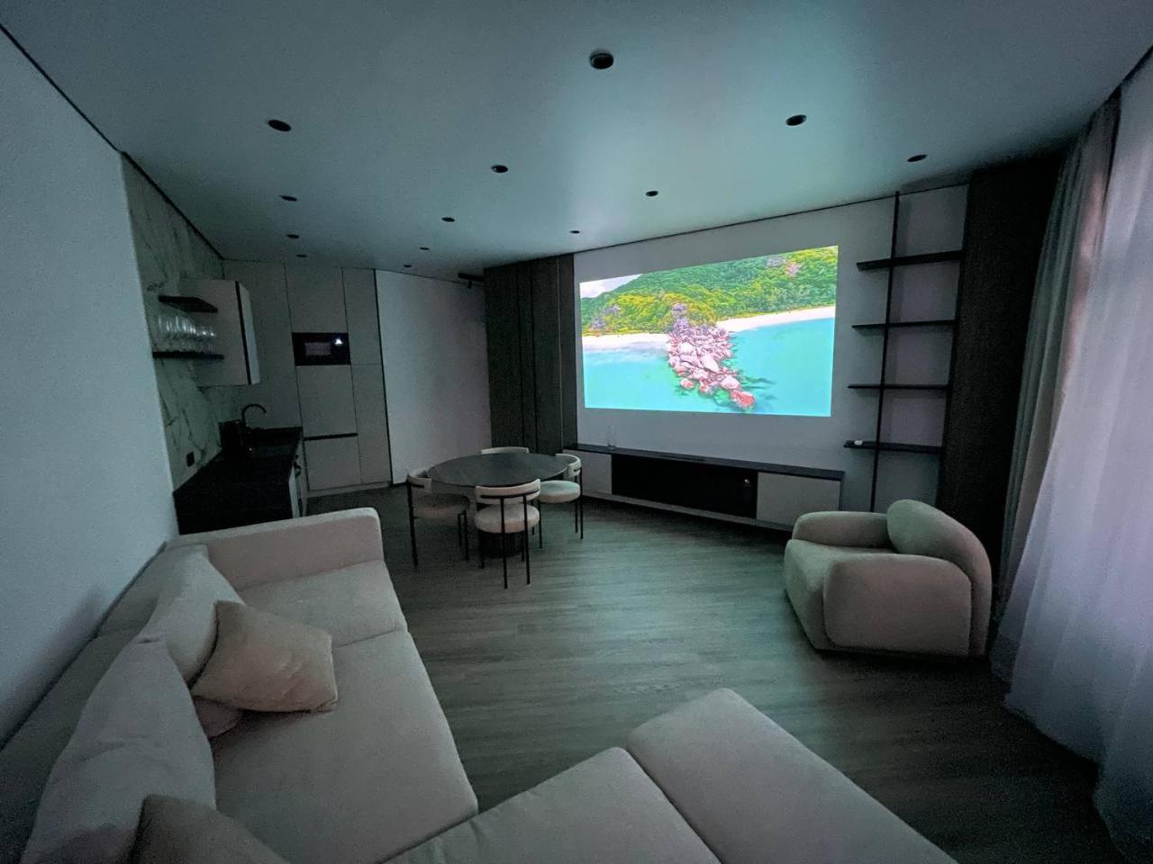 Petrovdom 2-76 Luxury Living In Rc Pechersk Plaza 基輔 外观 照片