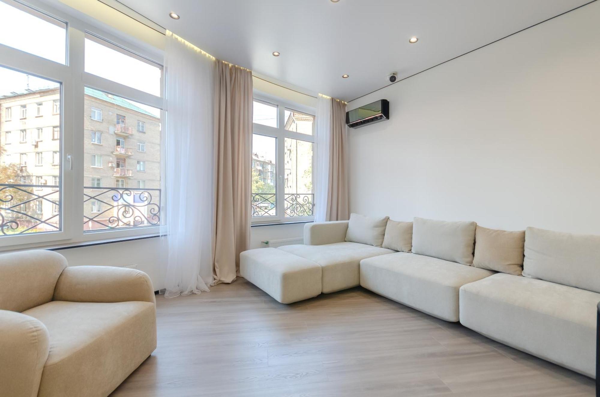 Petrovdom 2-76 Luxury Living In Rc Pechersk Plaza 基輔 外观 照片