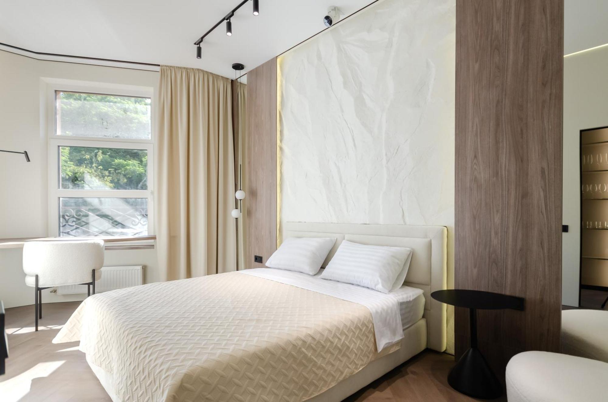 Petrovdom 2-76 Luxury Living In Rc Pechersk Plaza 基輔 外观 照片