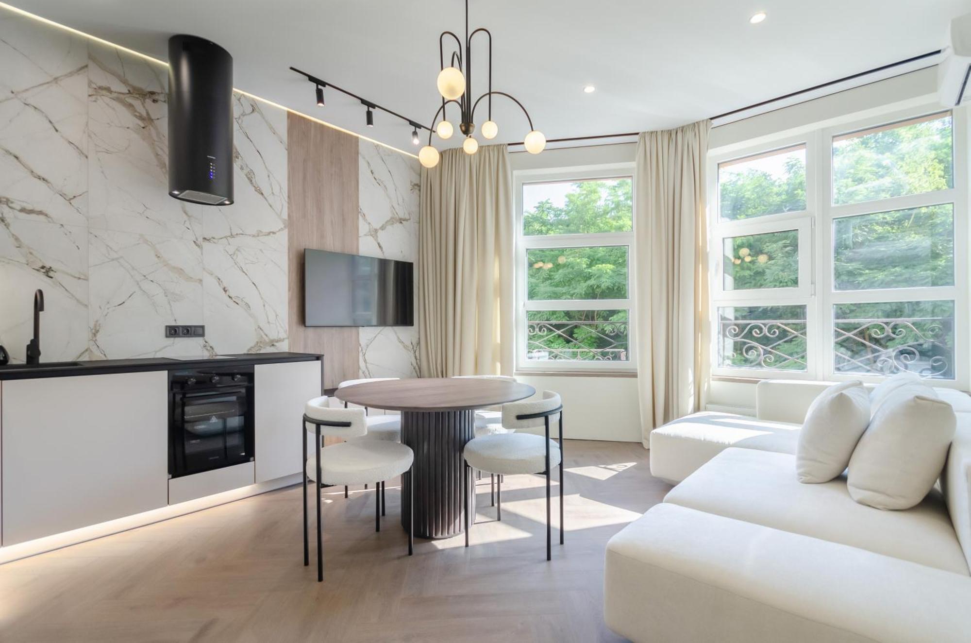Petrovdom 2-76 Luxury Living In Rc Pechersk Plaza 基輔 外观 照片