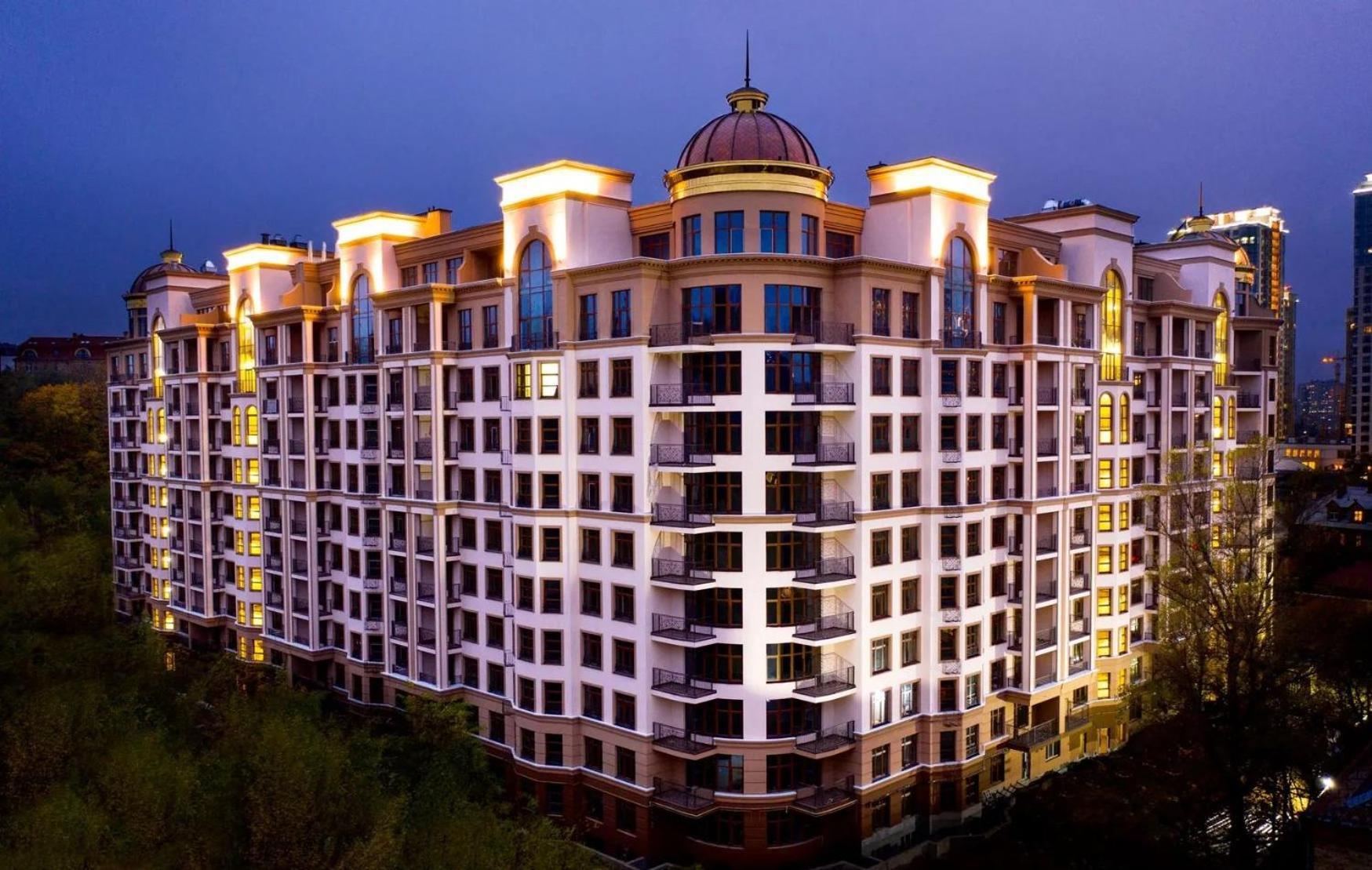 Petrovdom 2-76 Luxury Living In Rc Pechersk Plaza 基輔 外观 照片