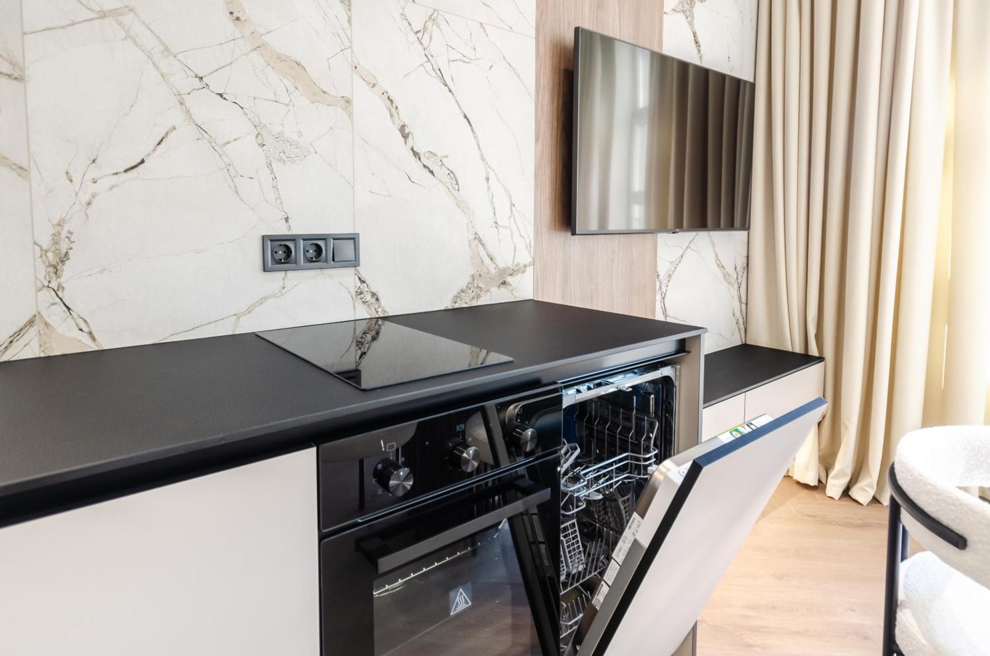 Petrovdom 2-76 Luxury Living In Rc Pechersk Plaza 基輔 外观 照片